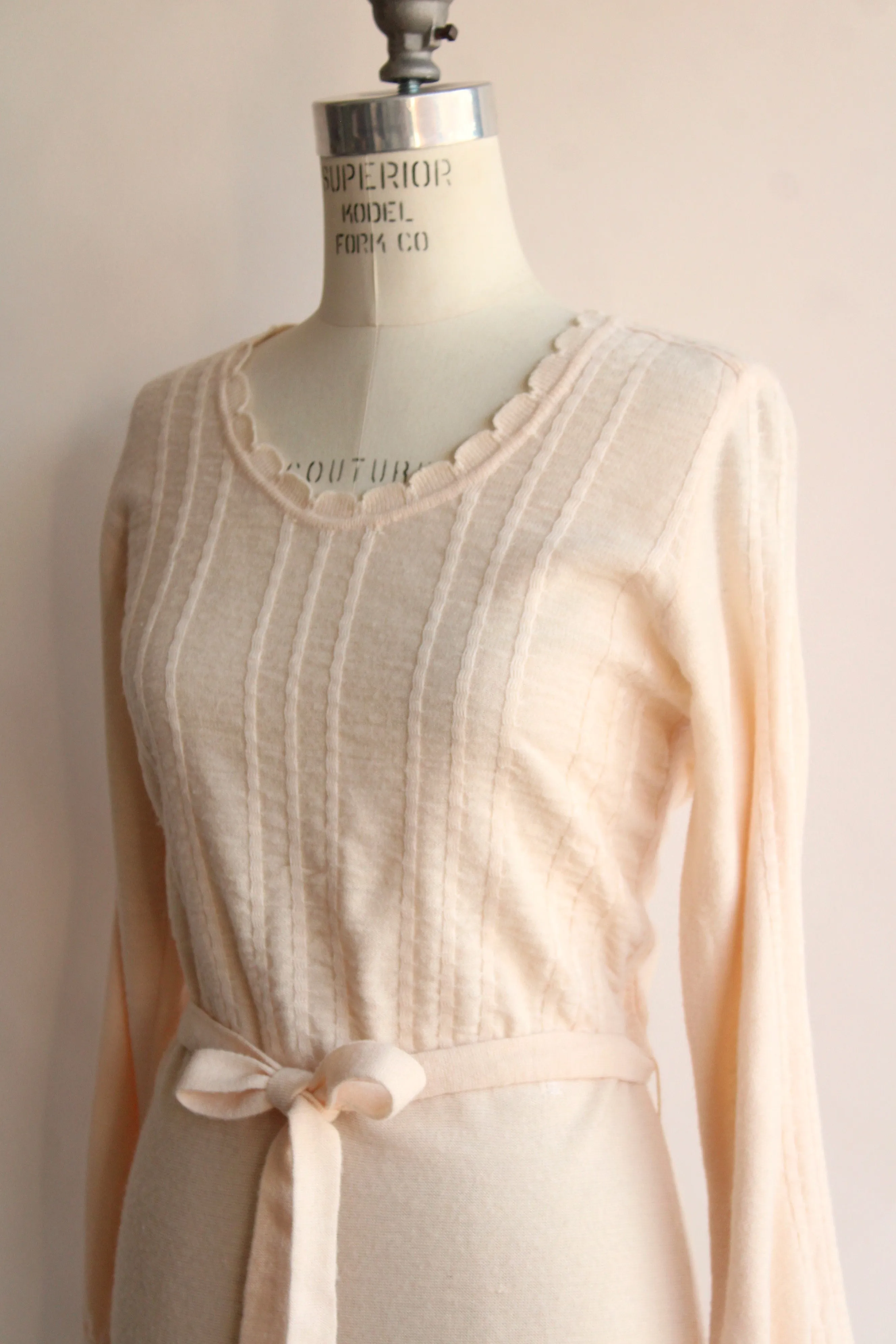 Vintage 1970s Ivory Knit Dress
